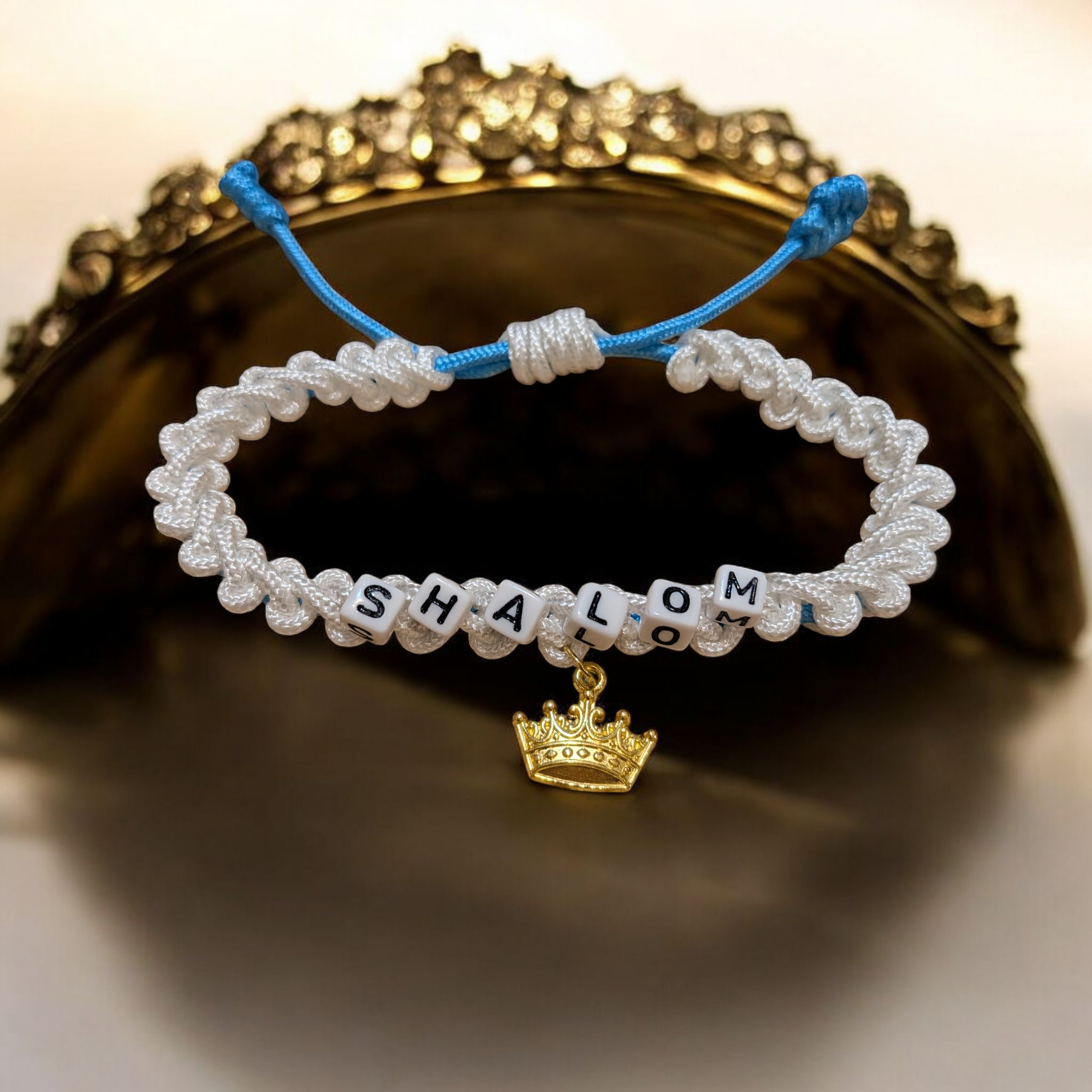 Crown of Zion with the Words Shalom.